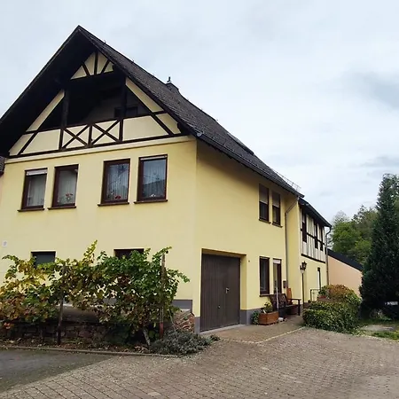 Am Marktplatz * Oberheimbach